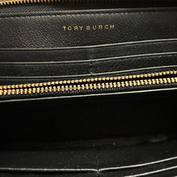 Tory Burch Wallet SOLD - Picture 6 of 7